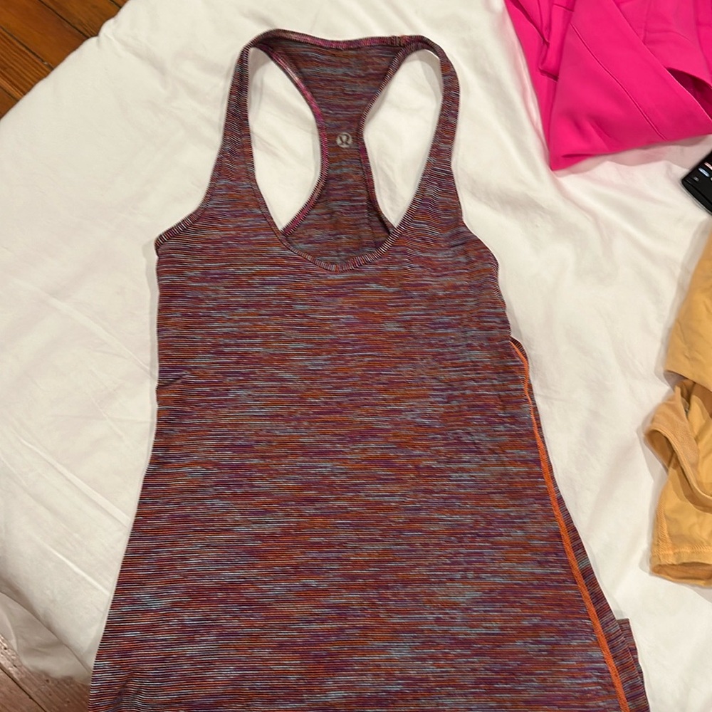 Lululemon razor back tank multi colored size 4/6